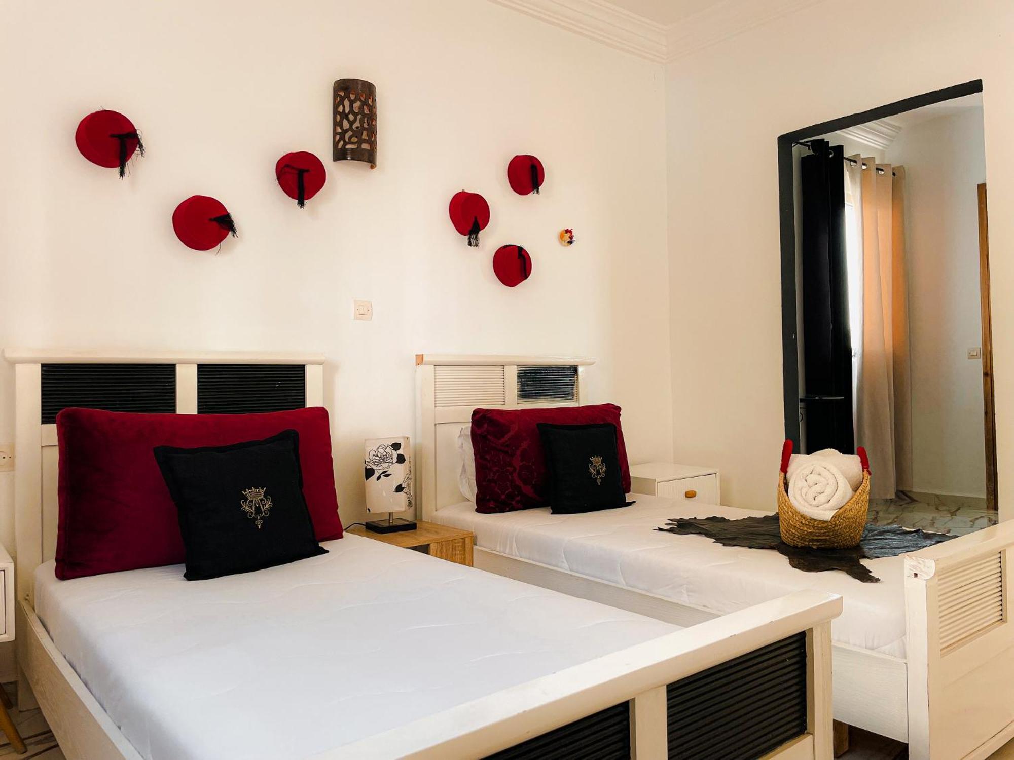 Hotel Princesse Ilham Чефчауен Екстериор снимка