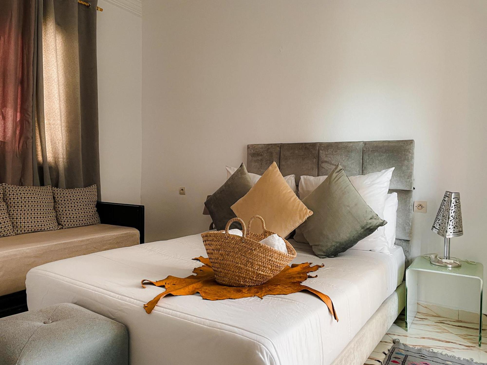 Hotel Princesse Ilham Чефчауен Екстериор снимка