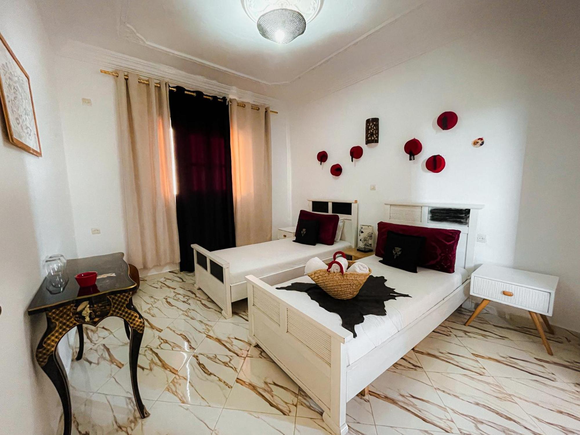 Hotel Princesse Ilham Чефчауен Екстериор снимка