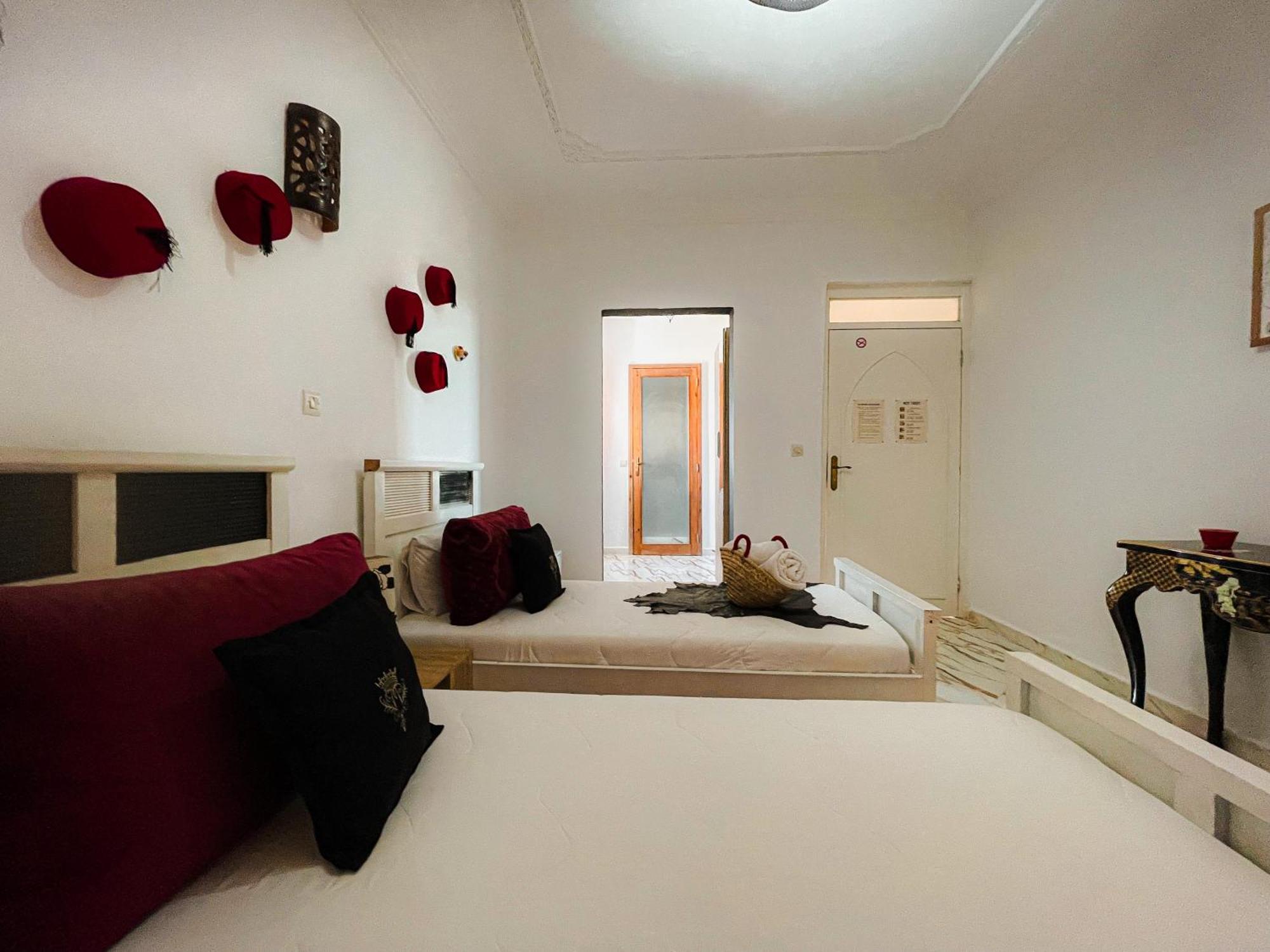Hotel Princesse Ilham Чефчауен Екстериор снимка